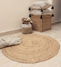 Load image into Gallery viewer, Nature4u Handwoven Jute Area Rug, Vintage Braided Reversible Rug, Eco Friendly (3 Feet Round) Nature4uhome
