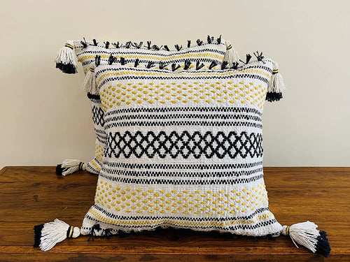 Nature4u Set of 2 Boho Throw Pillow Covers for Couch , 18 x 18 Inch Cotton Hand-Woven with Tassels Nature4uhome